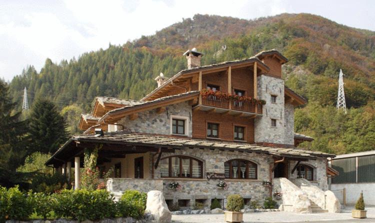 فندق Relais Del Nazionale فيرنانتِّه المظهر الخارجي الصورة