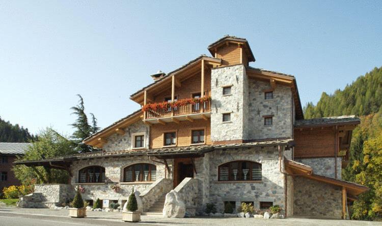 فندق Relais Del Nazionale فيرنانتِّه المظهر الخارجي الصورة